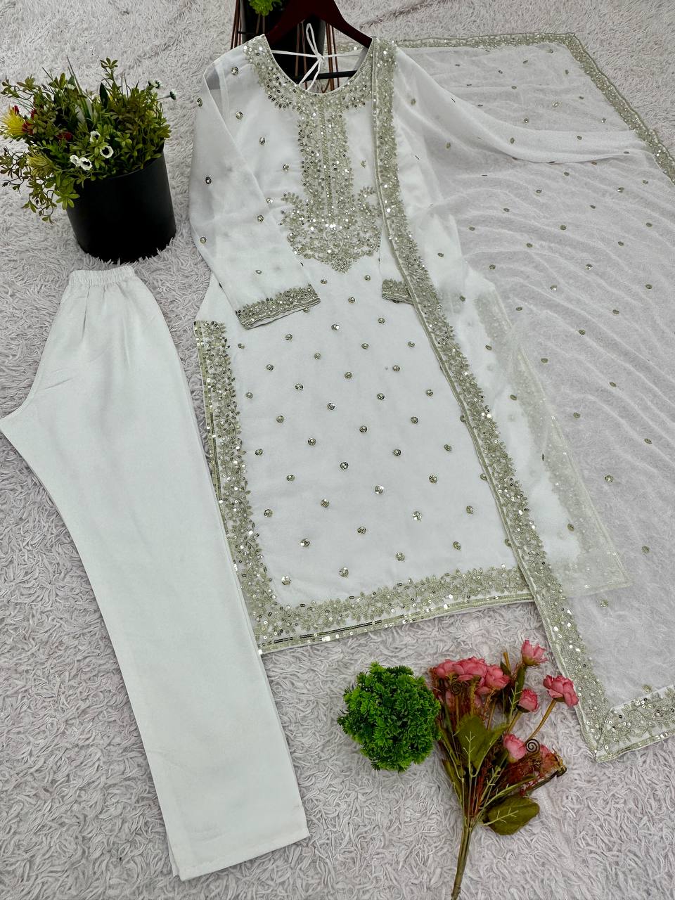 Color_White