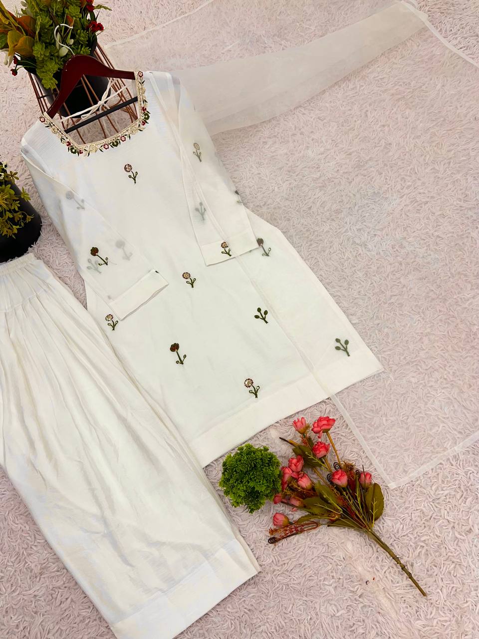 Color_White