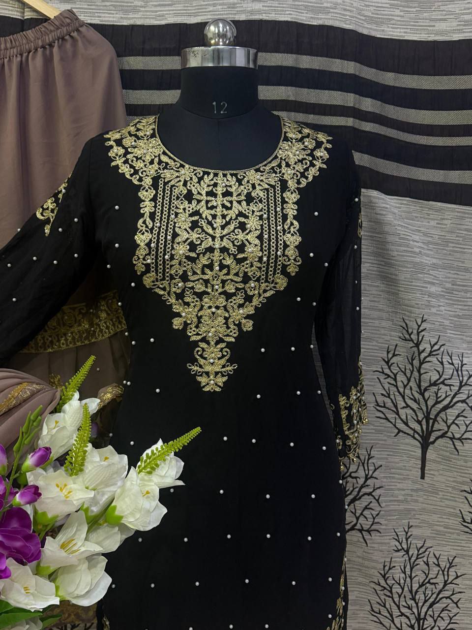 Color_Black