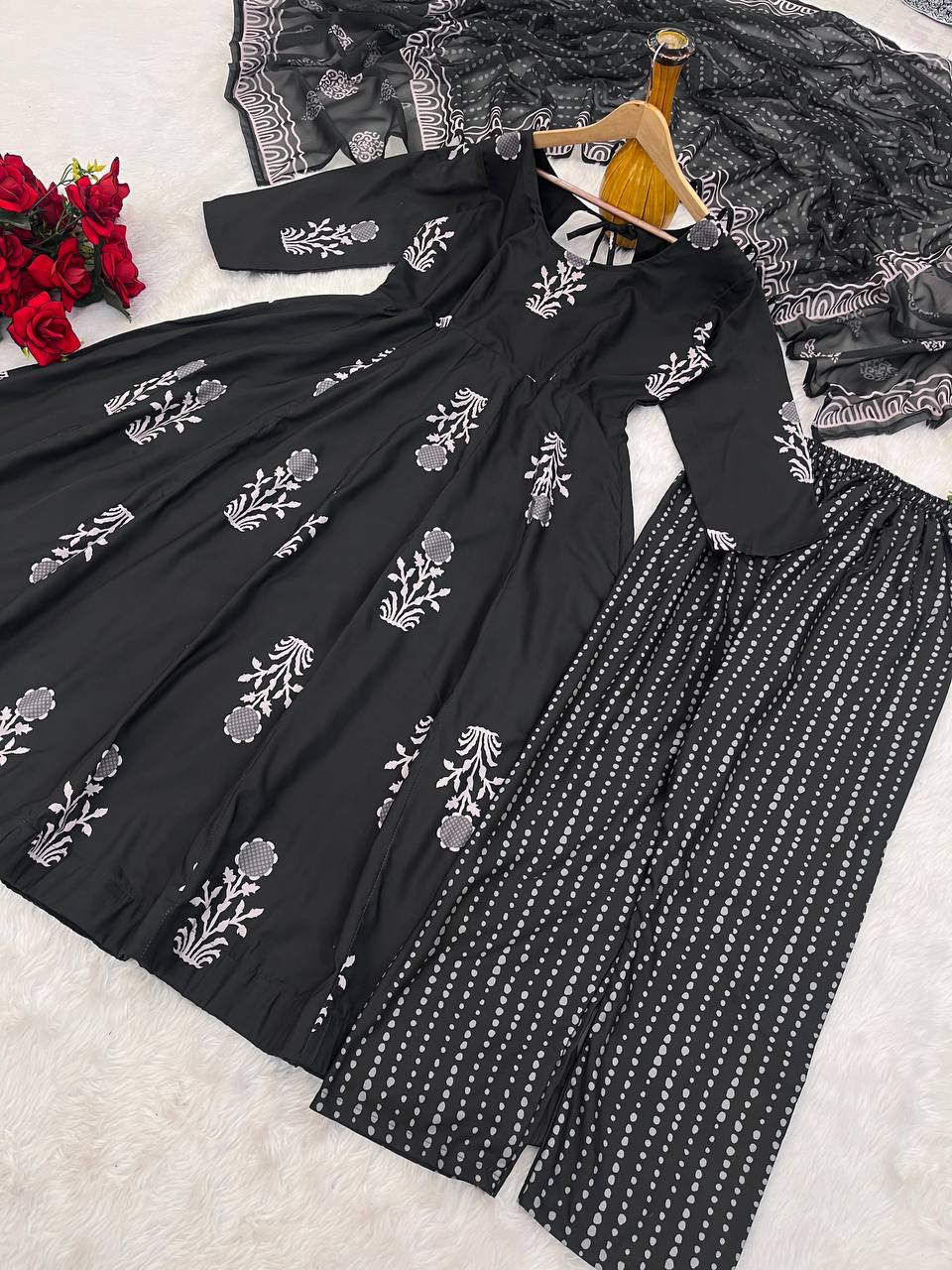 Color_Black