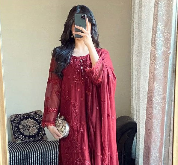 Color_Maroon