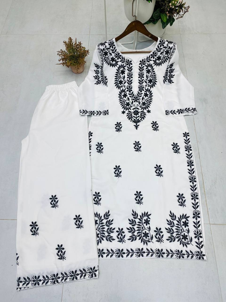 Color_White