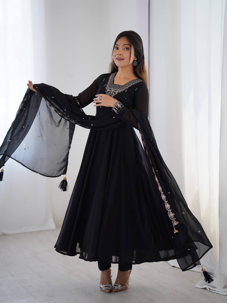 Color_Black