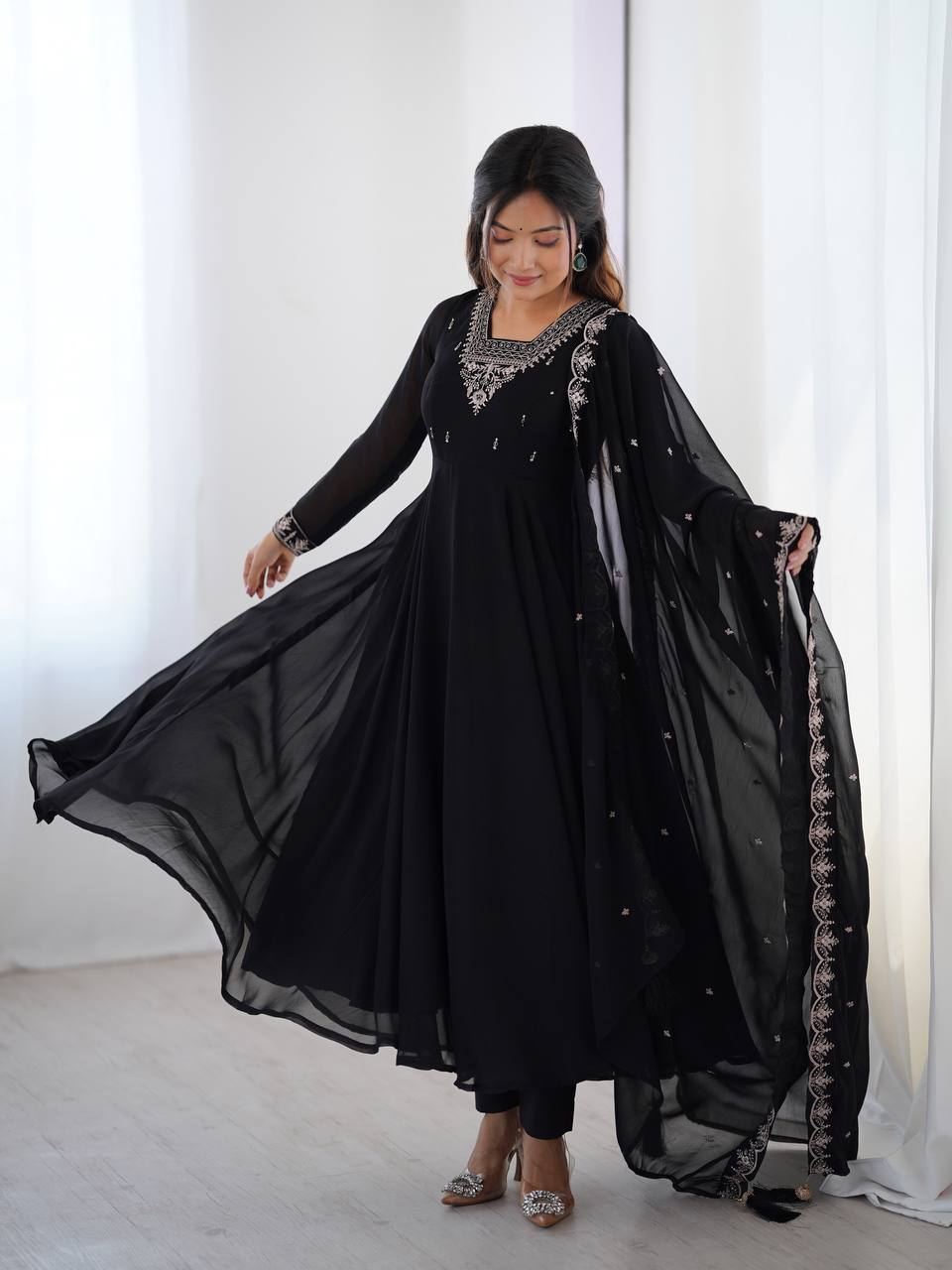 Color_Black