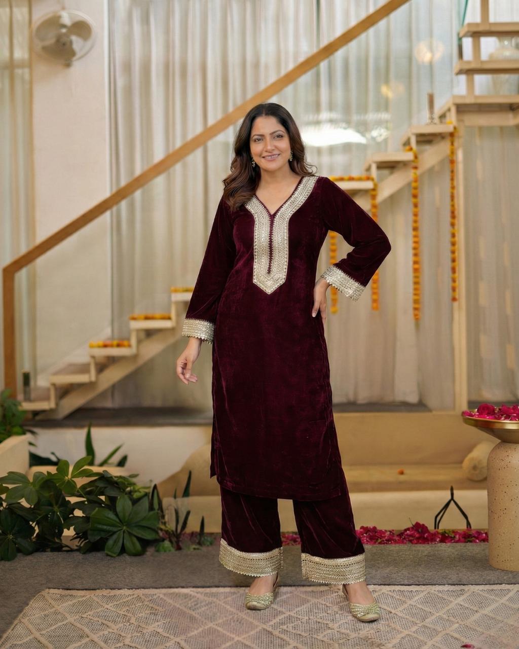 Color_Maroon