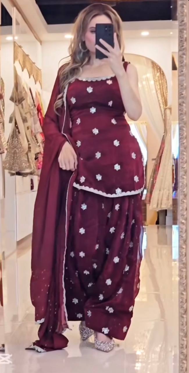 Color_Maroon