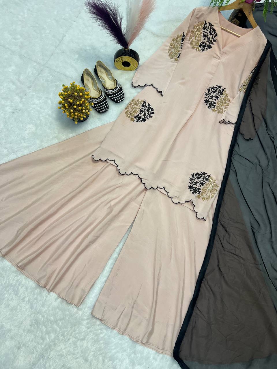 Color_Beige