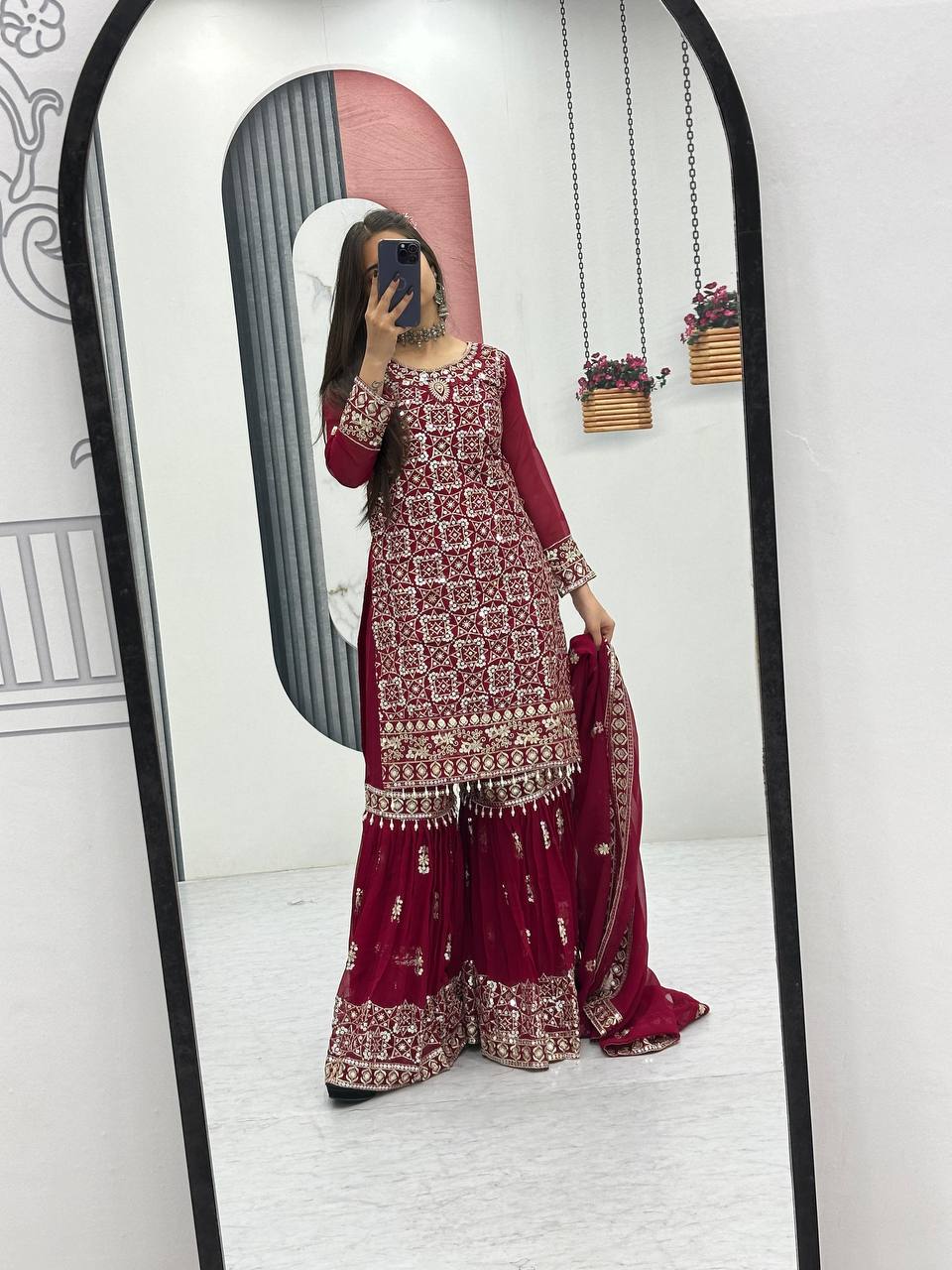 Color_Maroon
