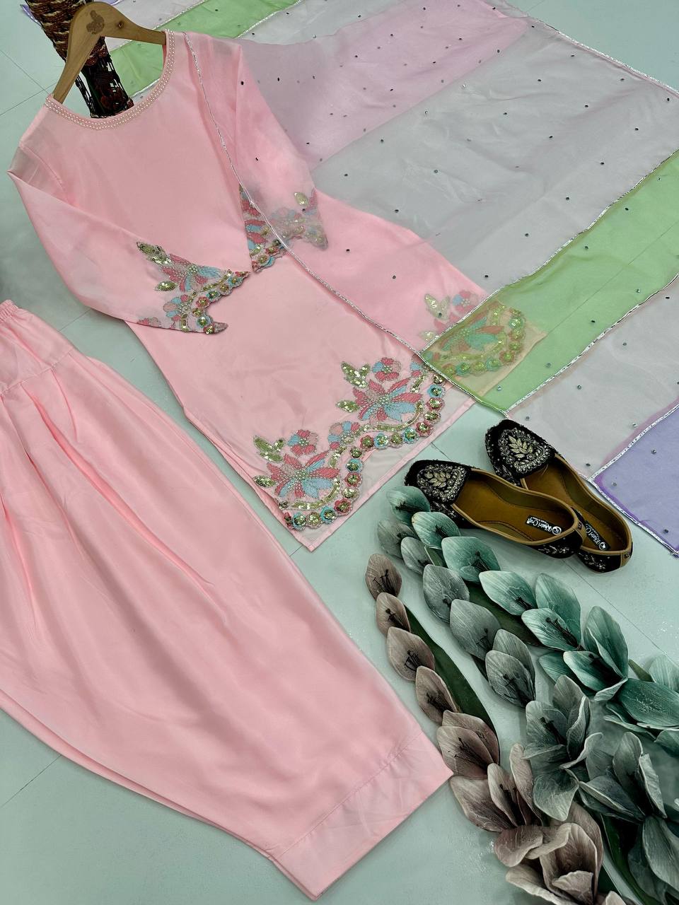 Color_Pink