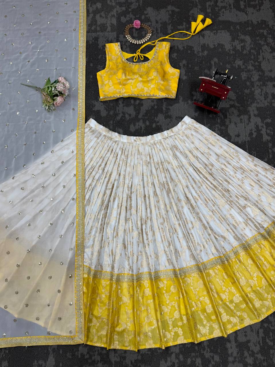 Color_Yellow