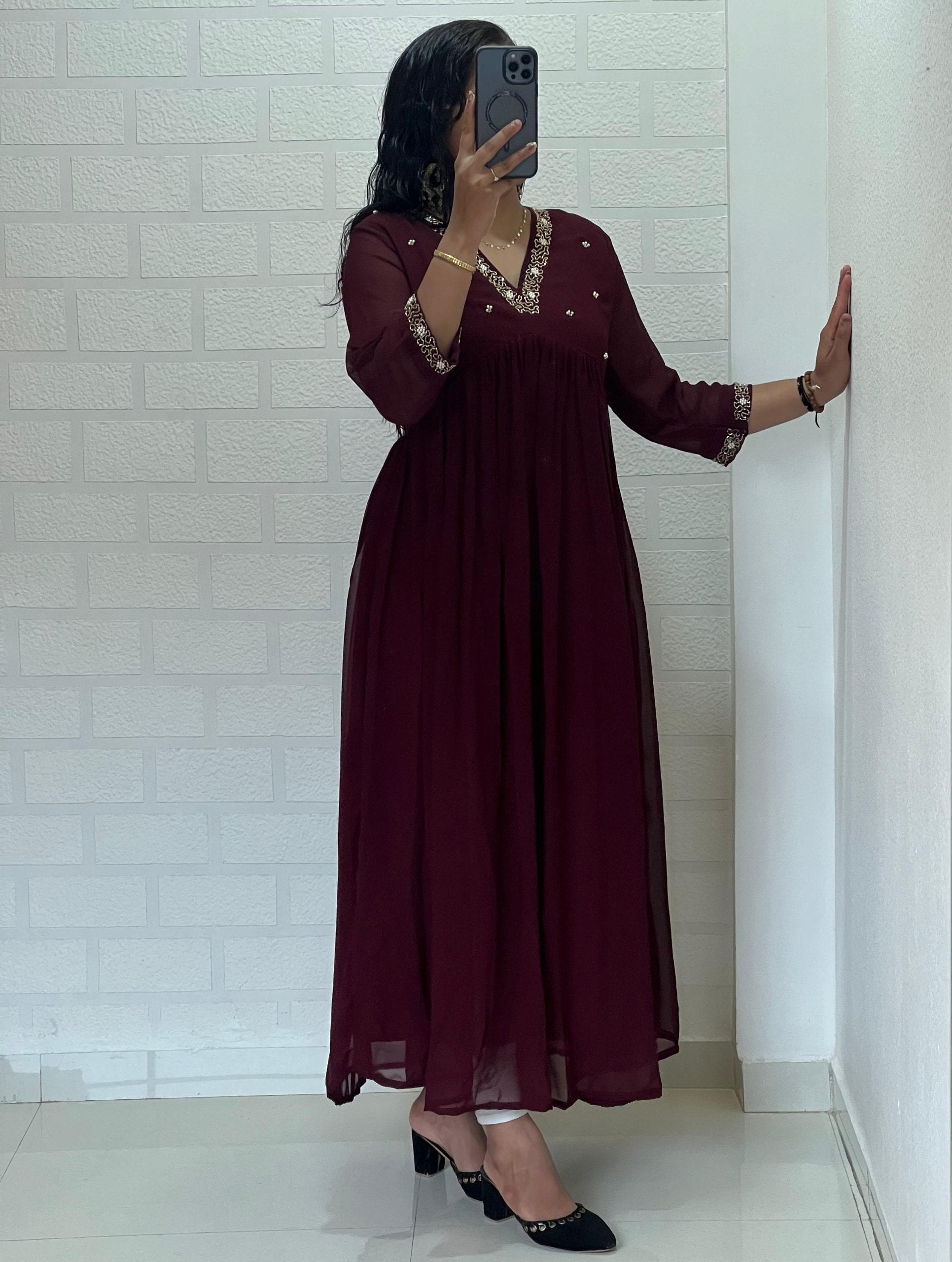 Color_Maroon