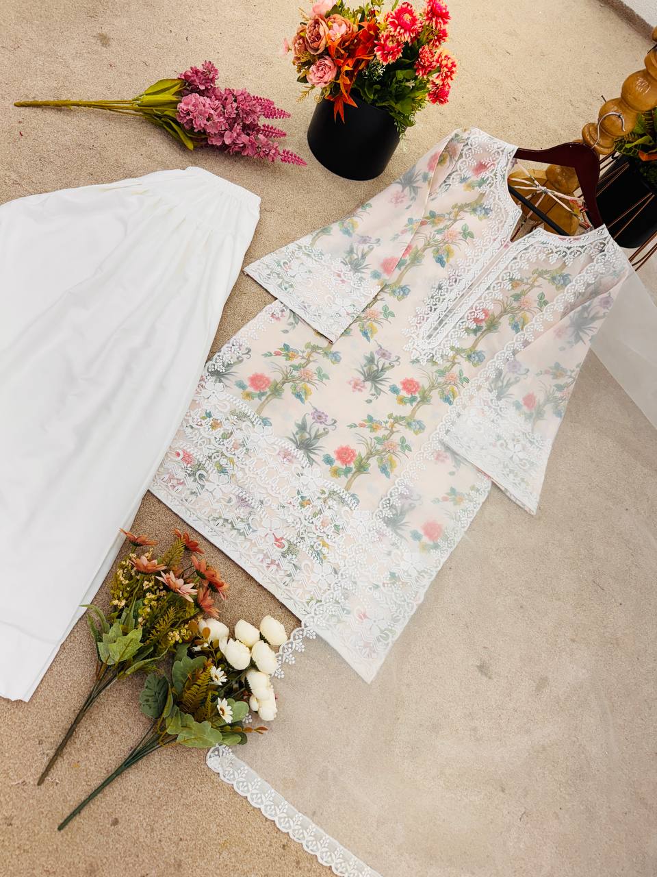 Color_White