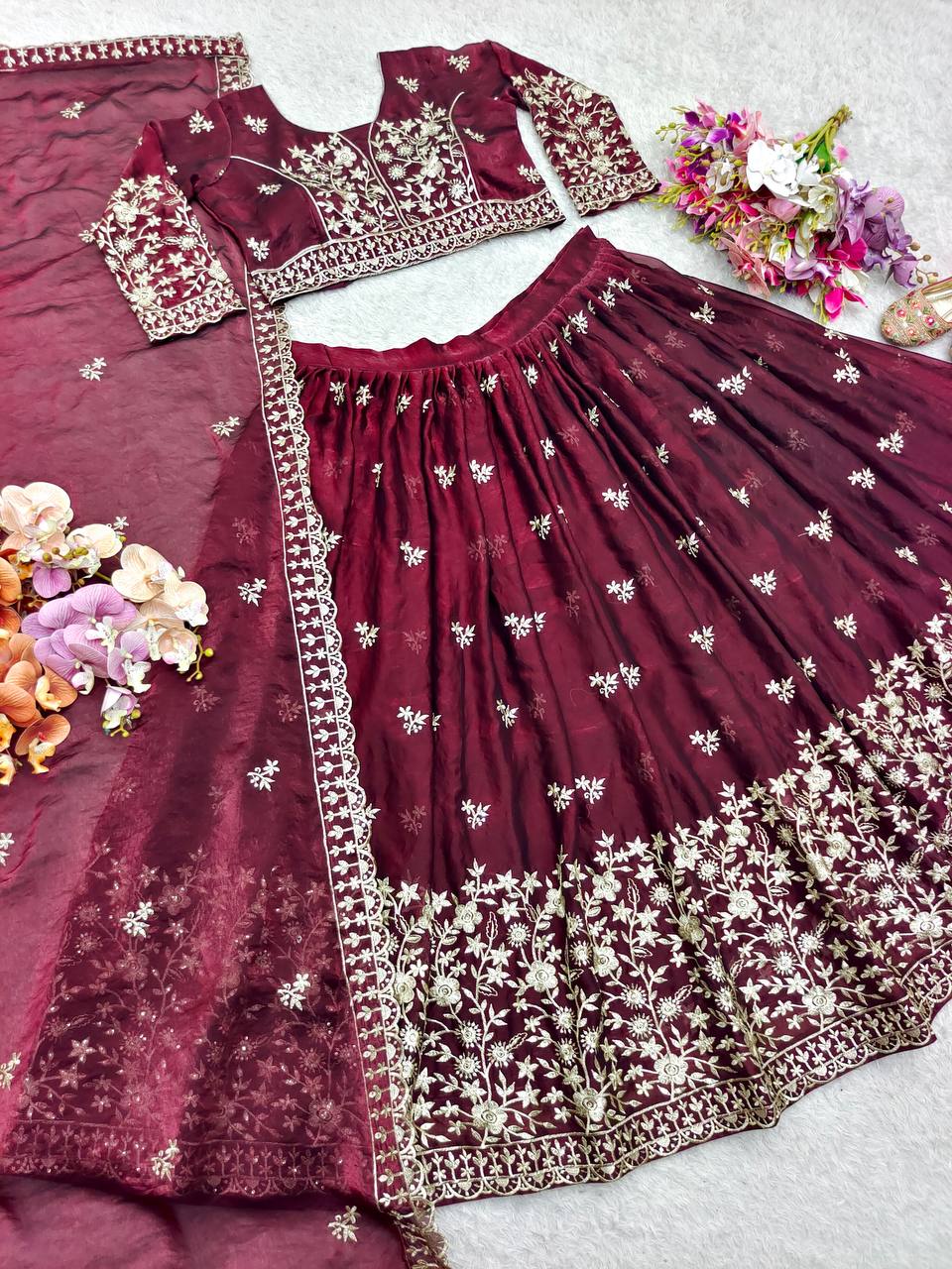 Color_Maroon
