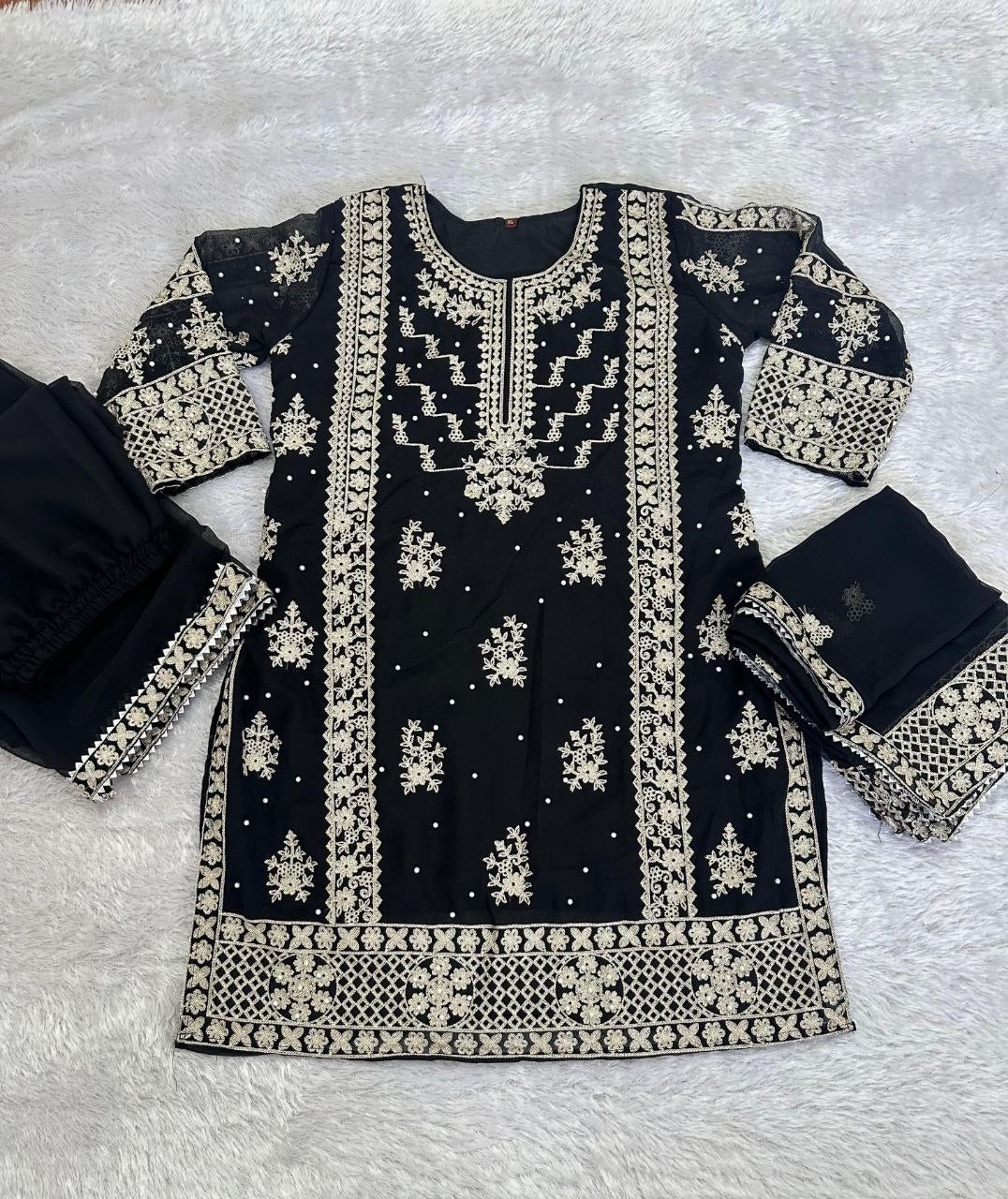 Color_Black