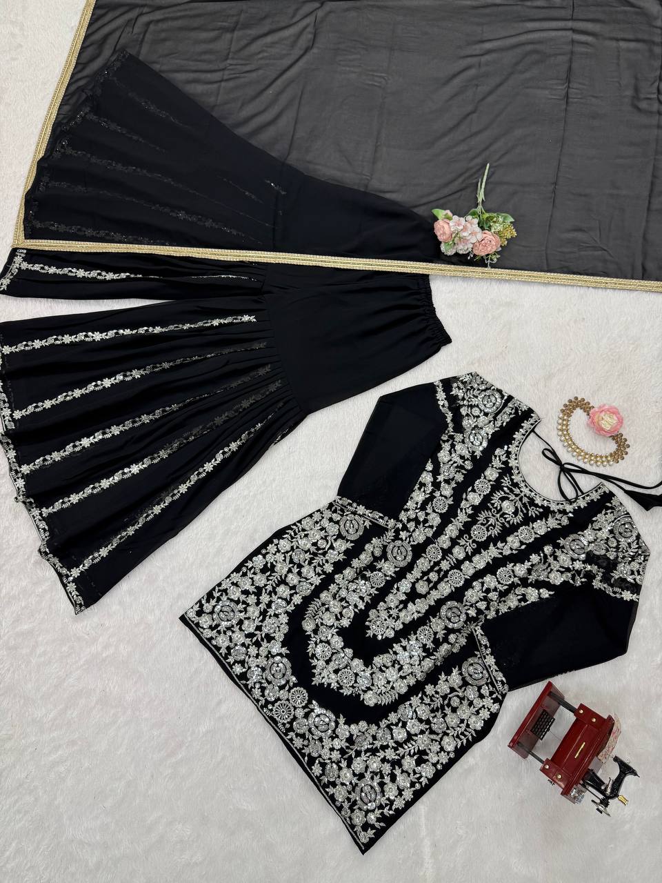 Color_Black