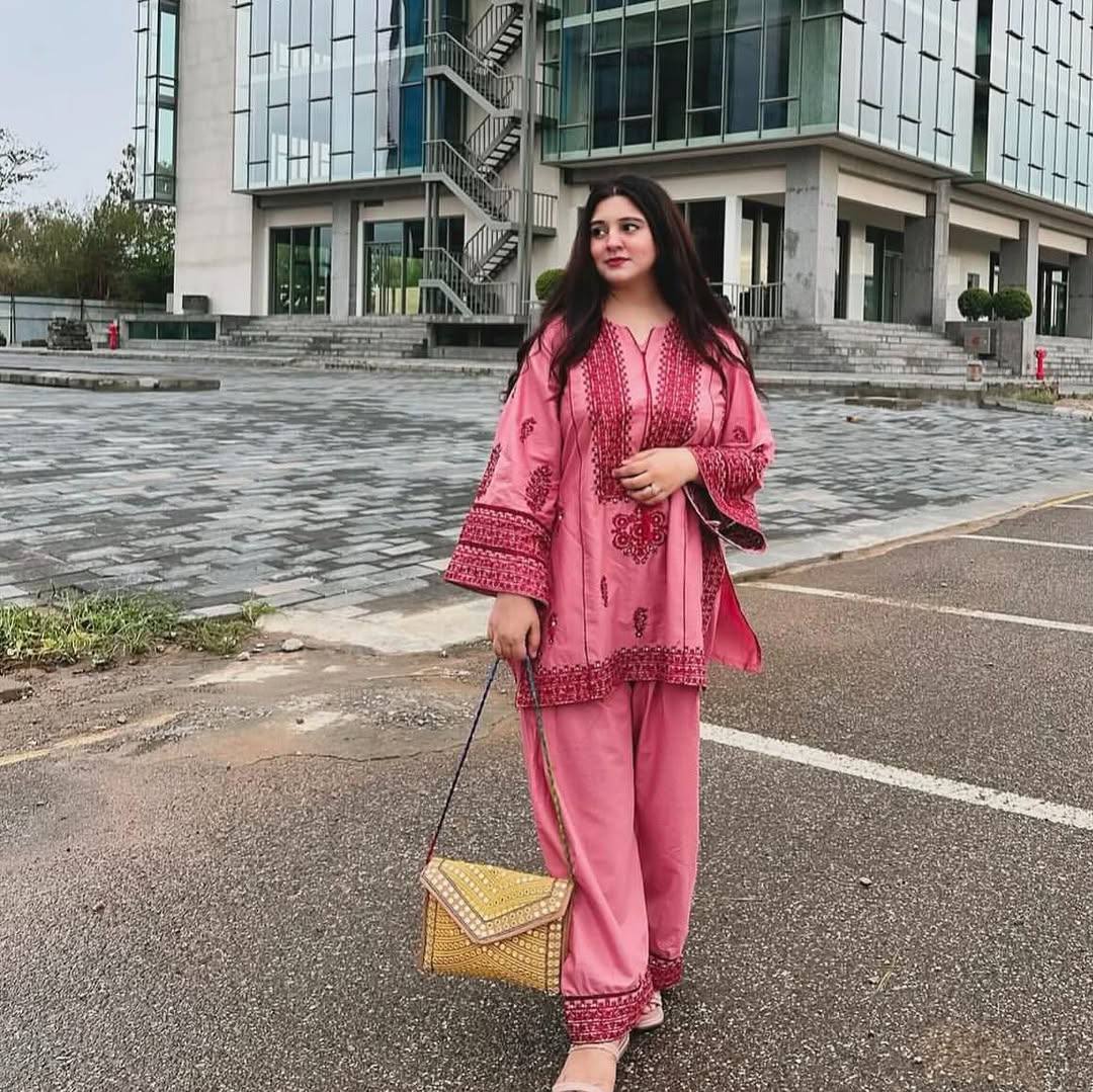 Color_Pink
