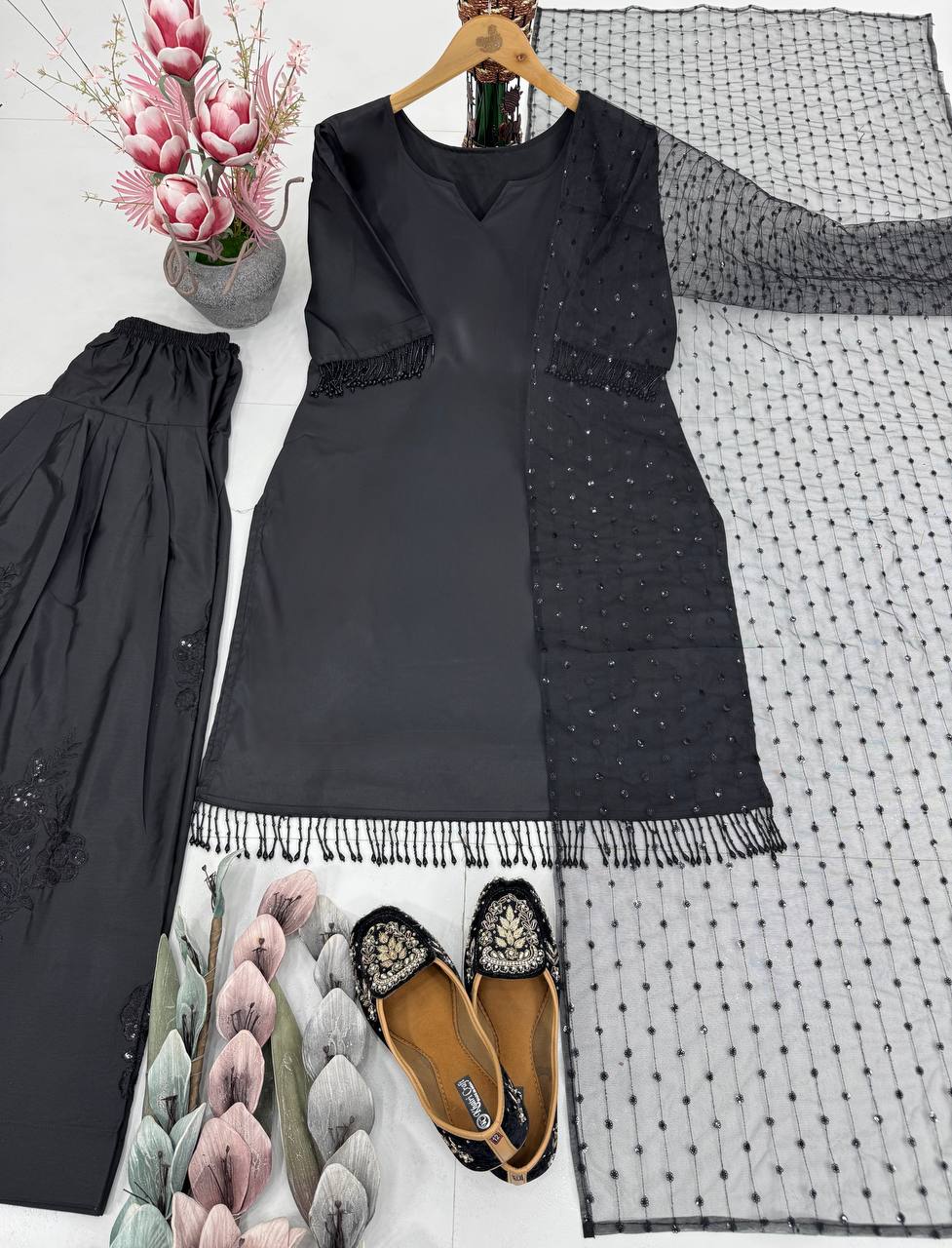 Color_Black