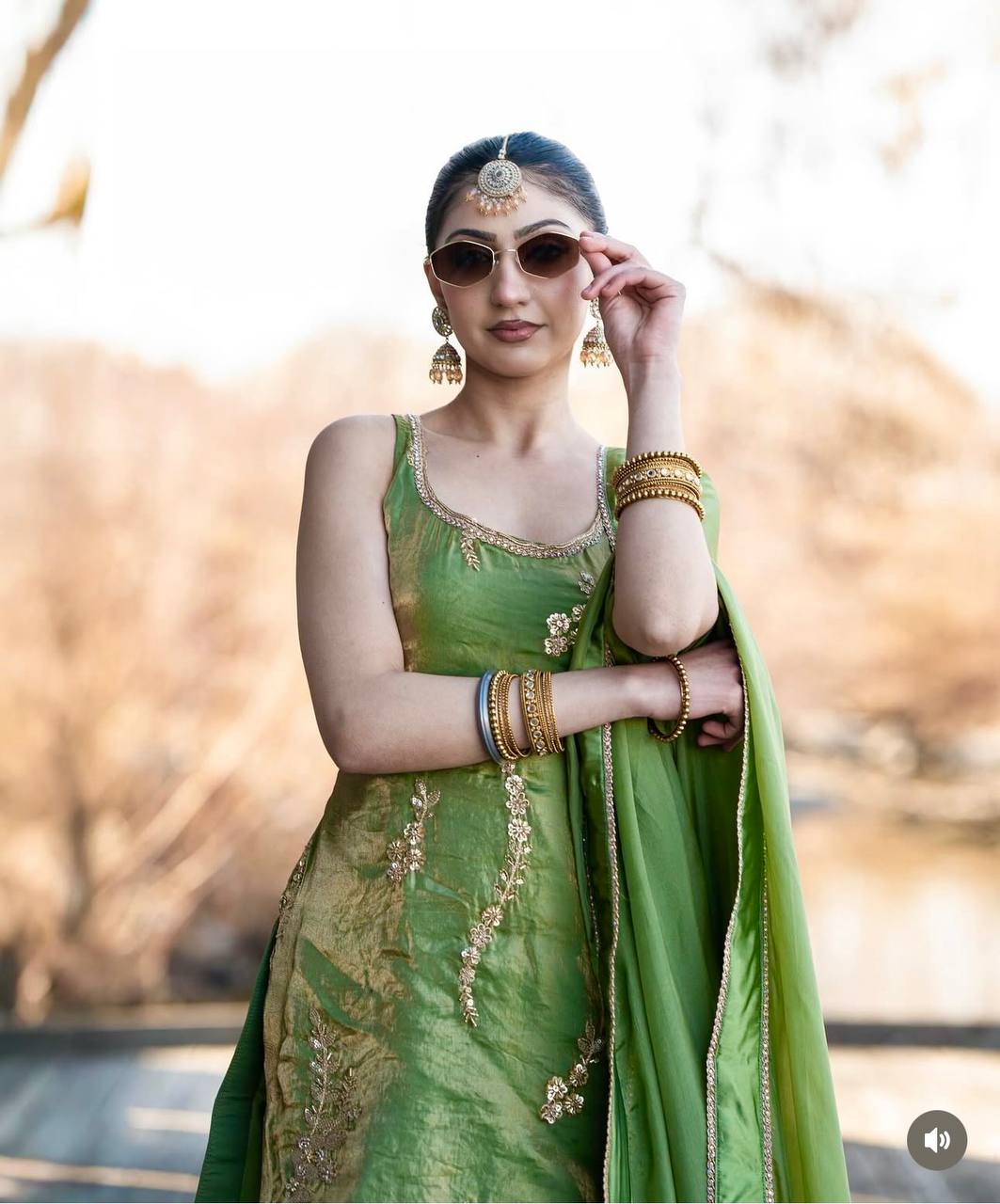Women's Green Fendy Silk  Embroidery 5 Mm Sequence Work  Kurta Set