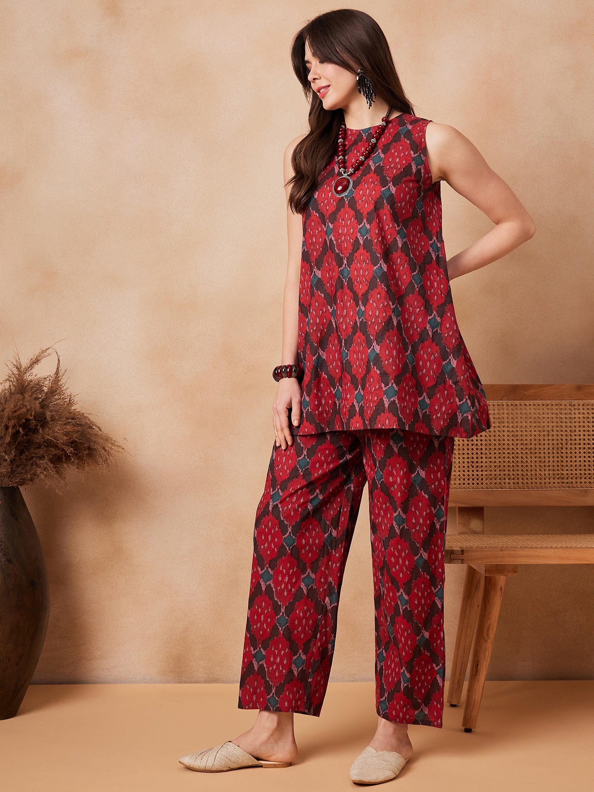 Women's Red Abstarct Printed Coords Set - InWeave