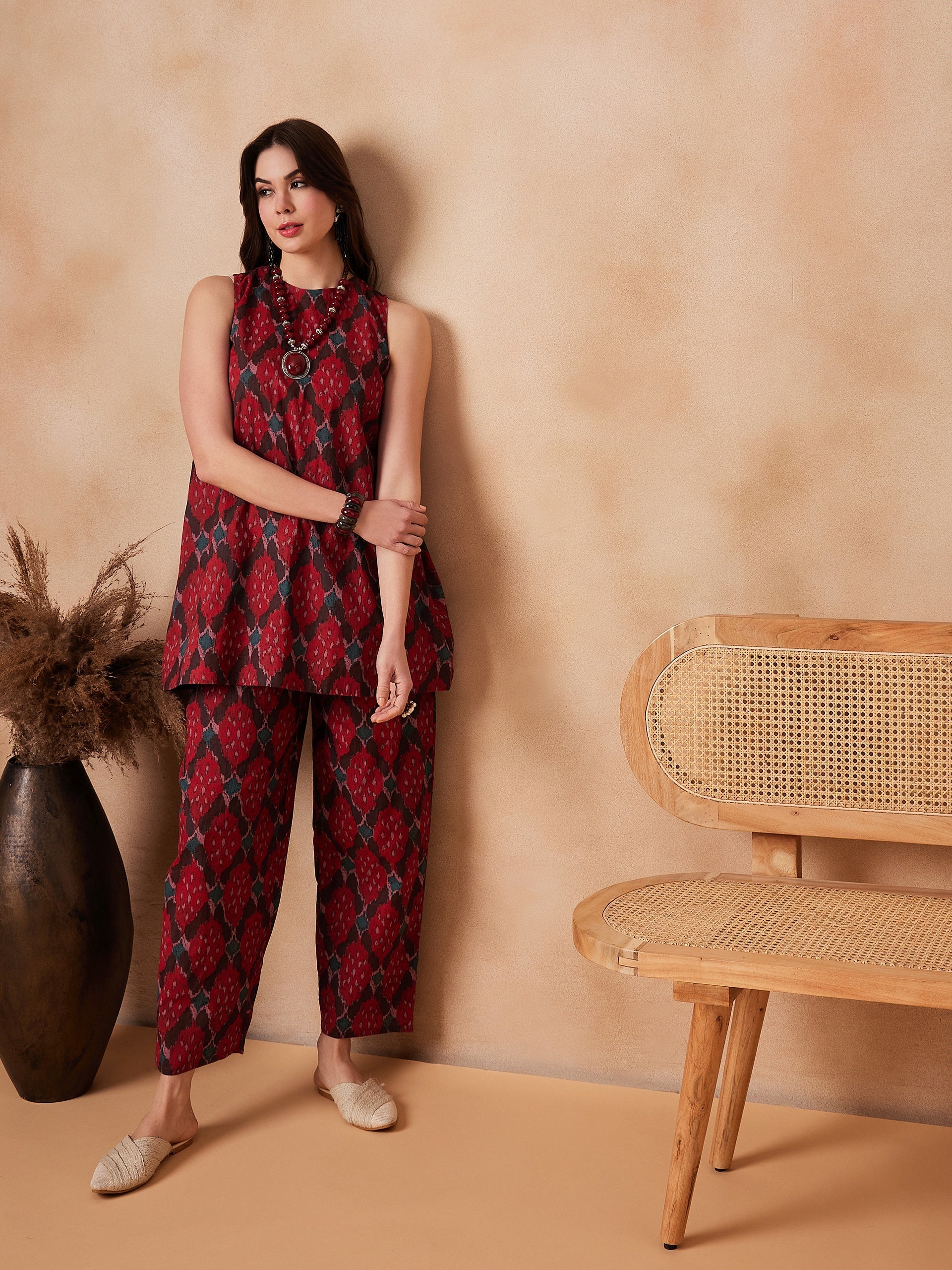 Women's Red Abstarct Printed Coords Set - InWeave