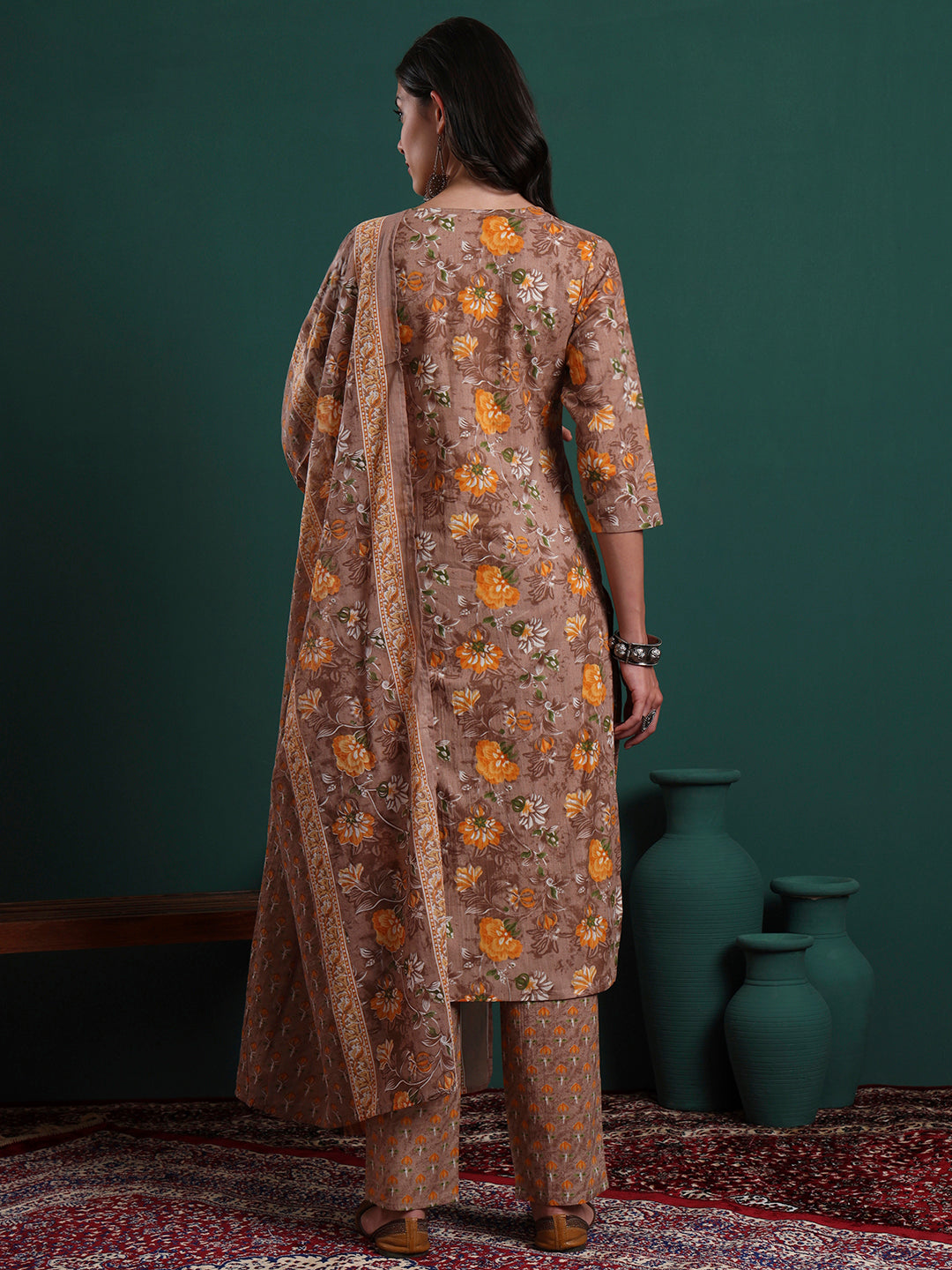 Color_Brown