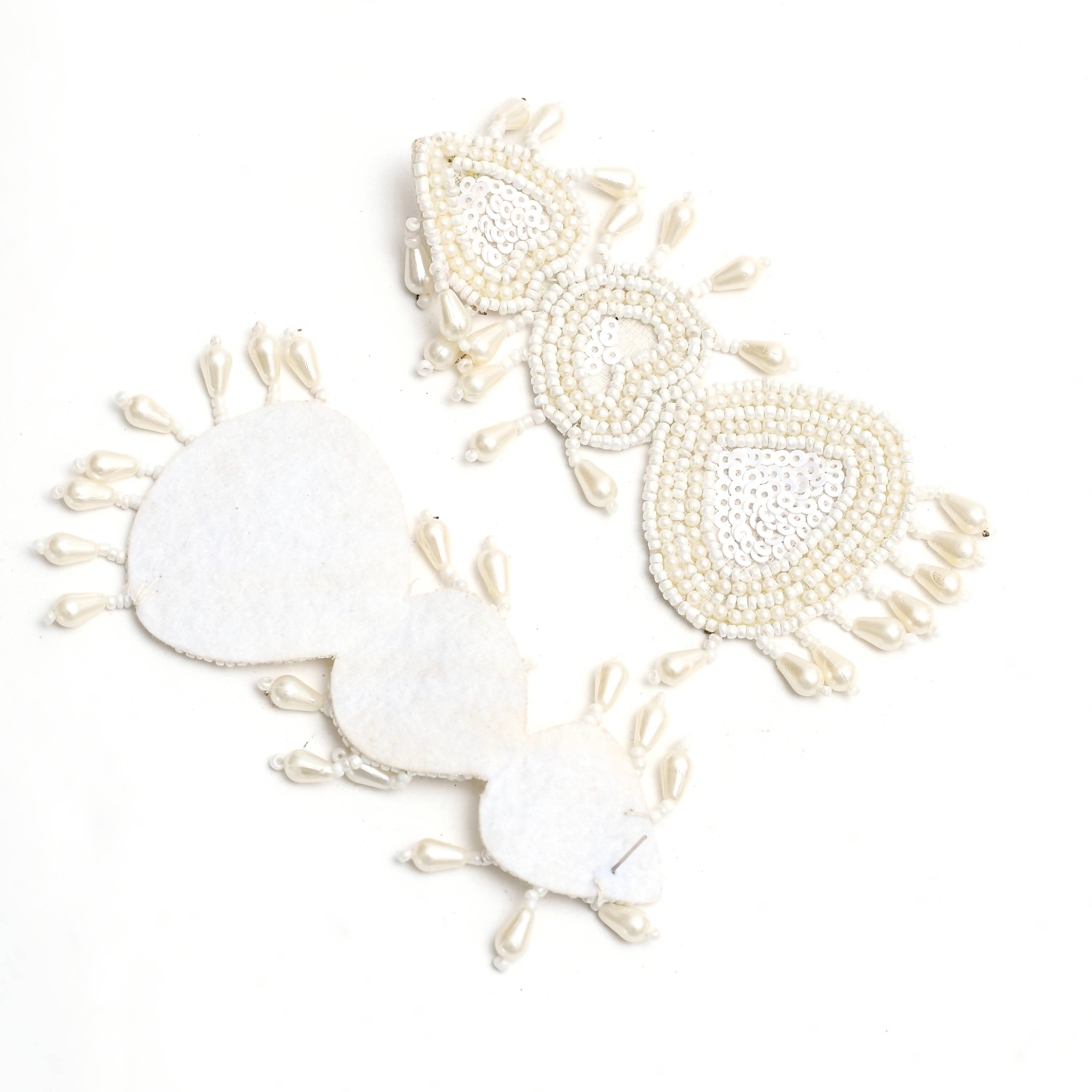 Johar Kamal Handicraft Off White Pearls Ear