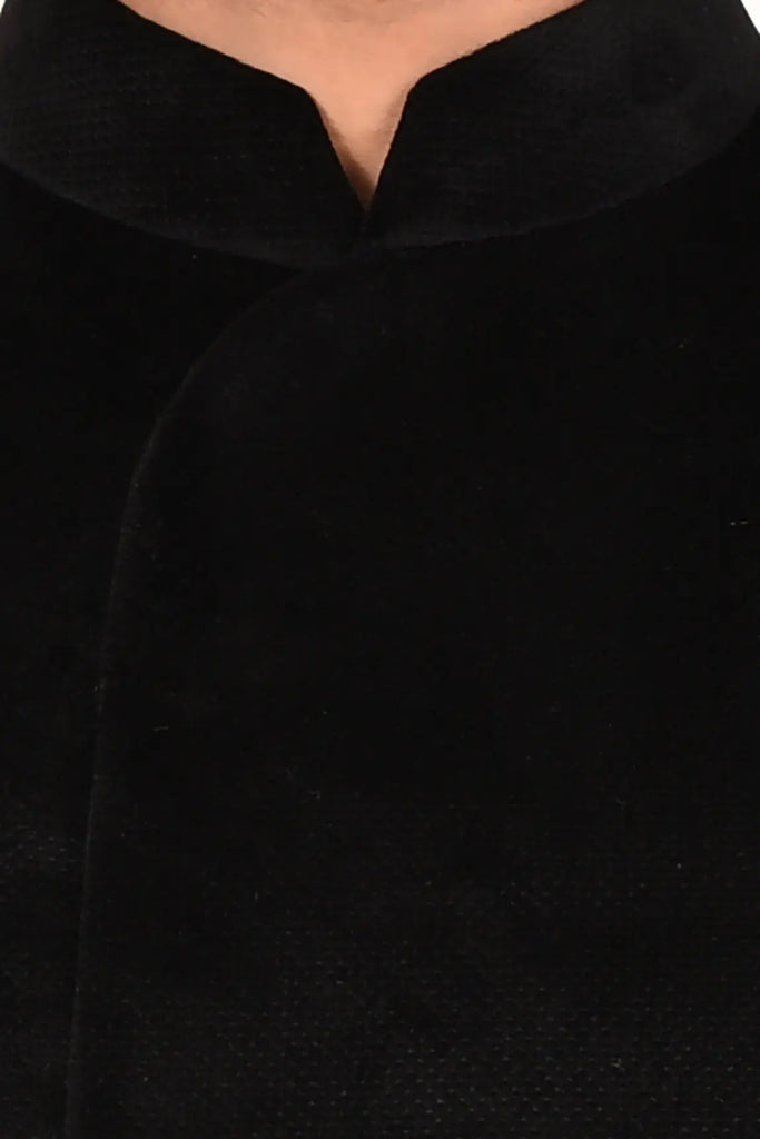 Color_Black