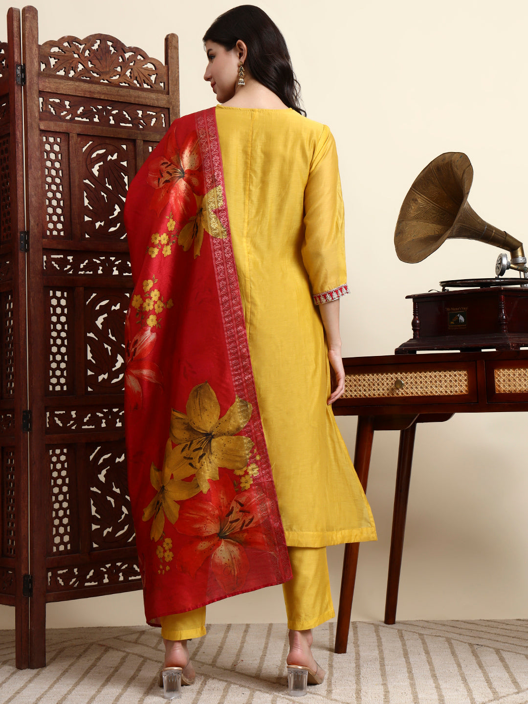 Color_Yellow