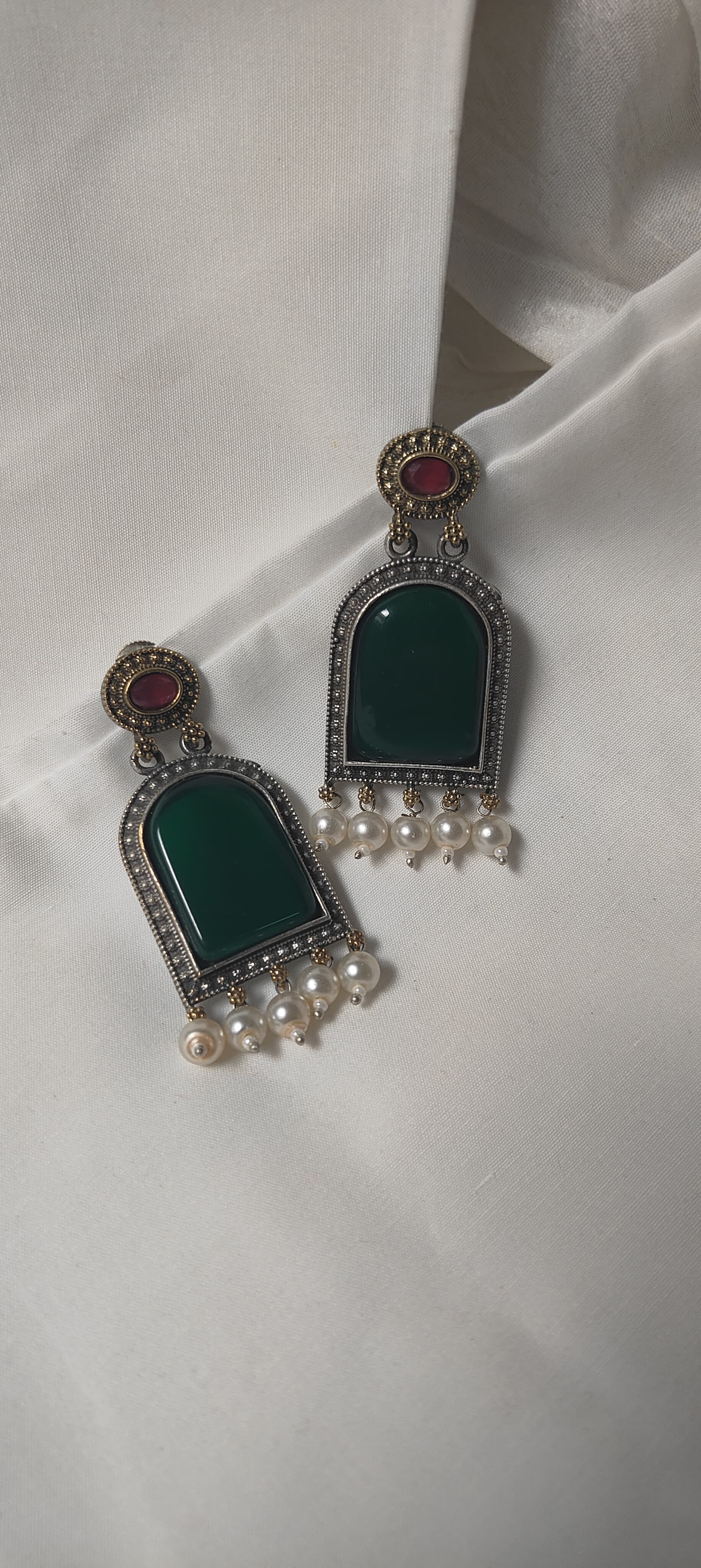 Emerald green dual tone earrings for women - Trendia Jewellery