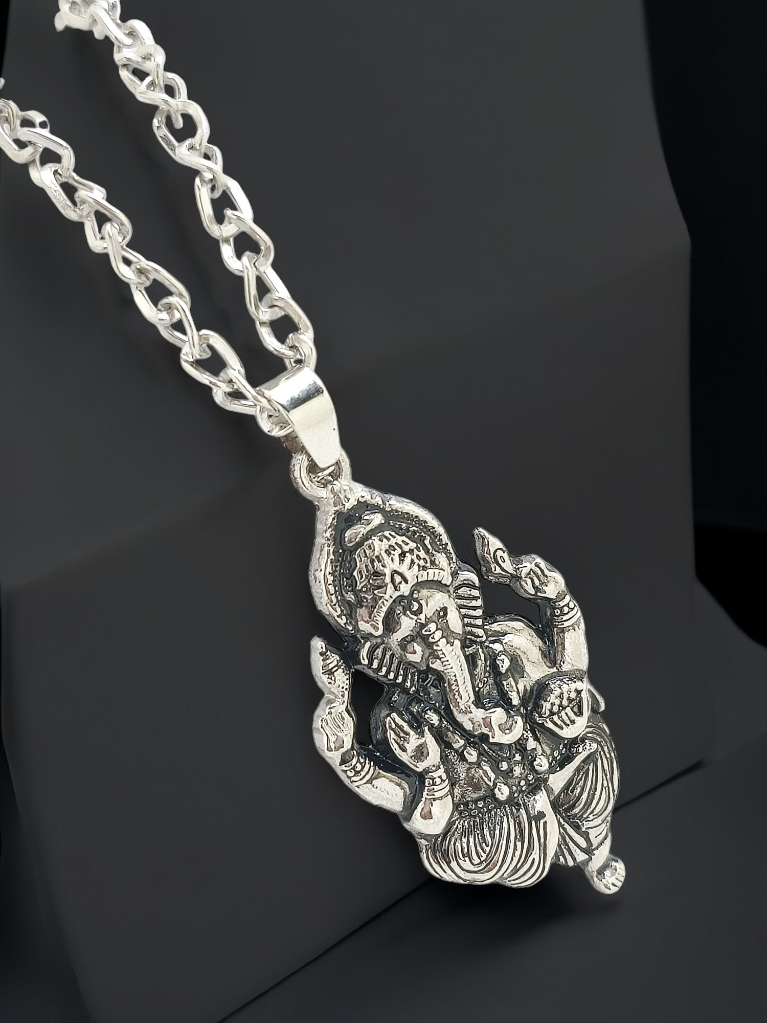 Color_Silver
