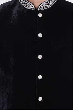 Color_Black