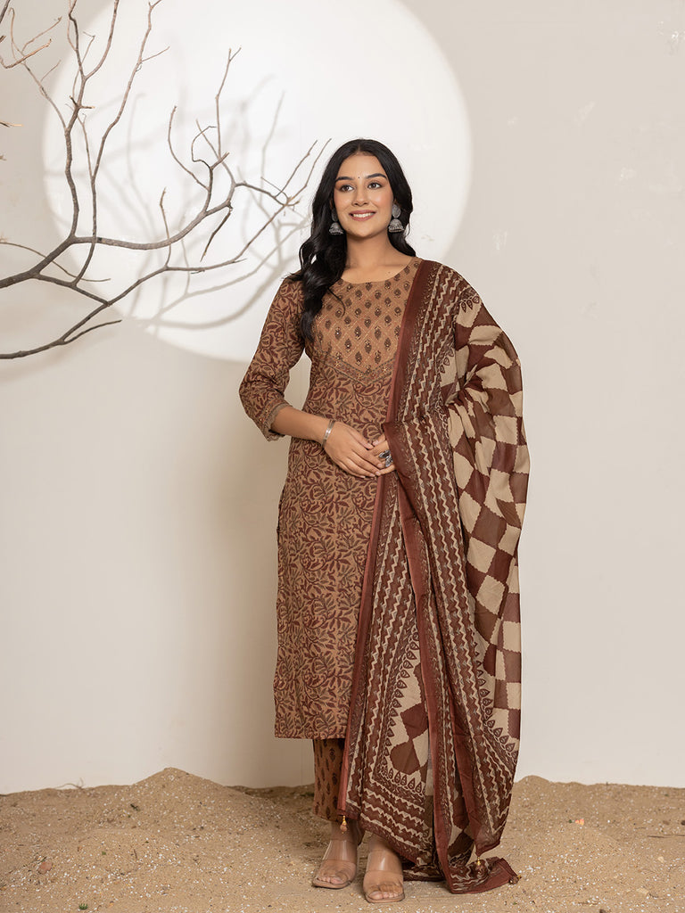 Color_Brown 