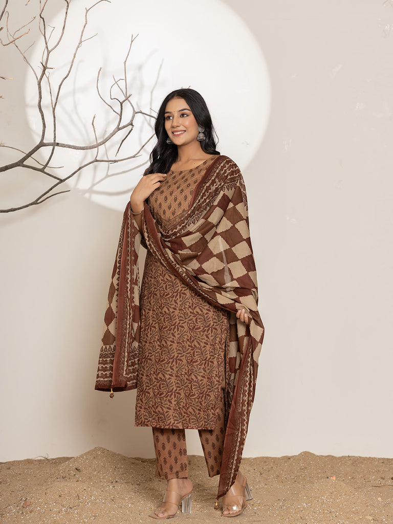 Color_Brown 