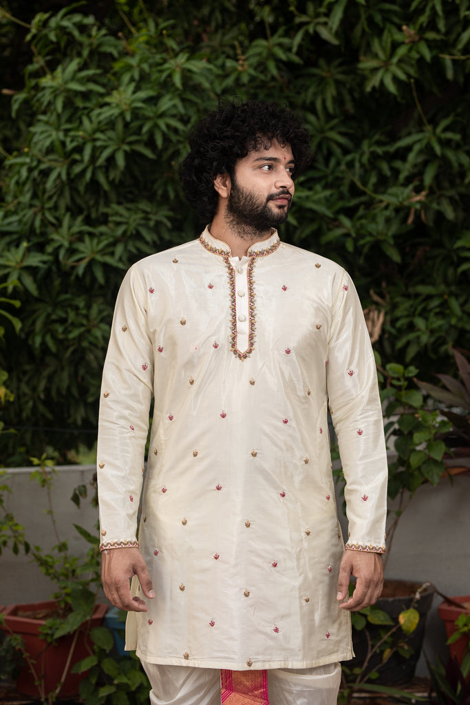 Men's Hand Embroidered Pattu Set