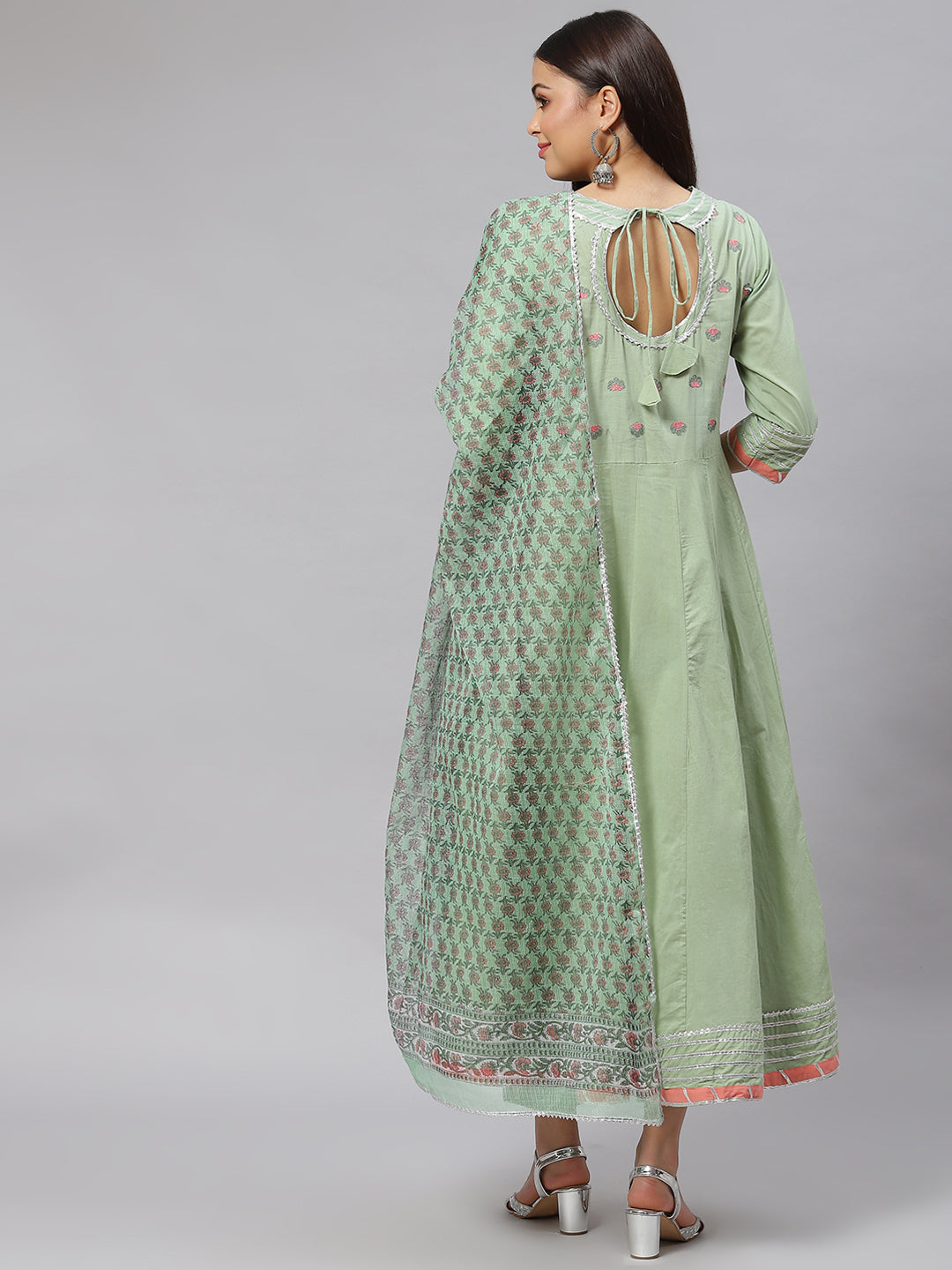 Women's Solid Green Anarkali Kurta Pant Set with Kota doria dupatta - Taantav