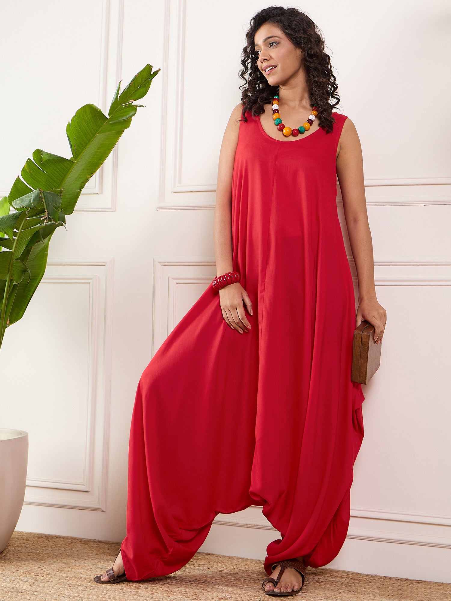 Women's Red Round Sleeveless Jumpsuit - InWeave