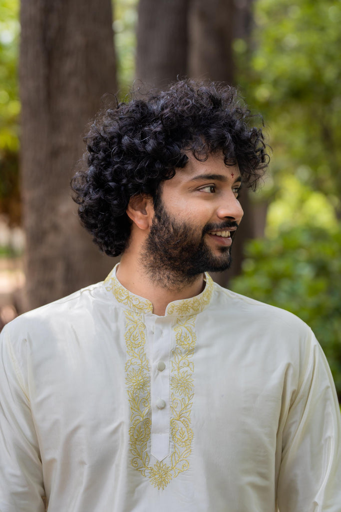 Men's Machine Embroidered Pattu Set