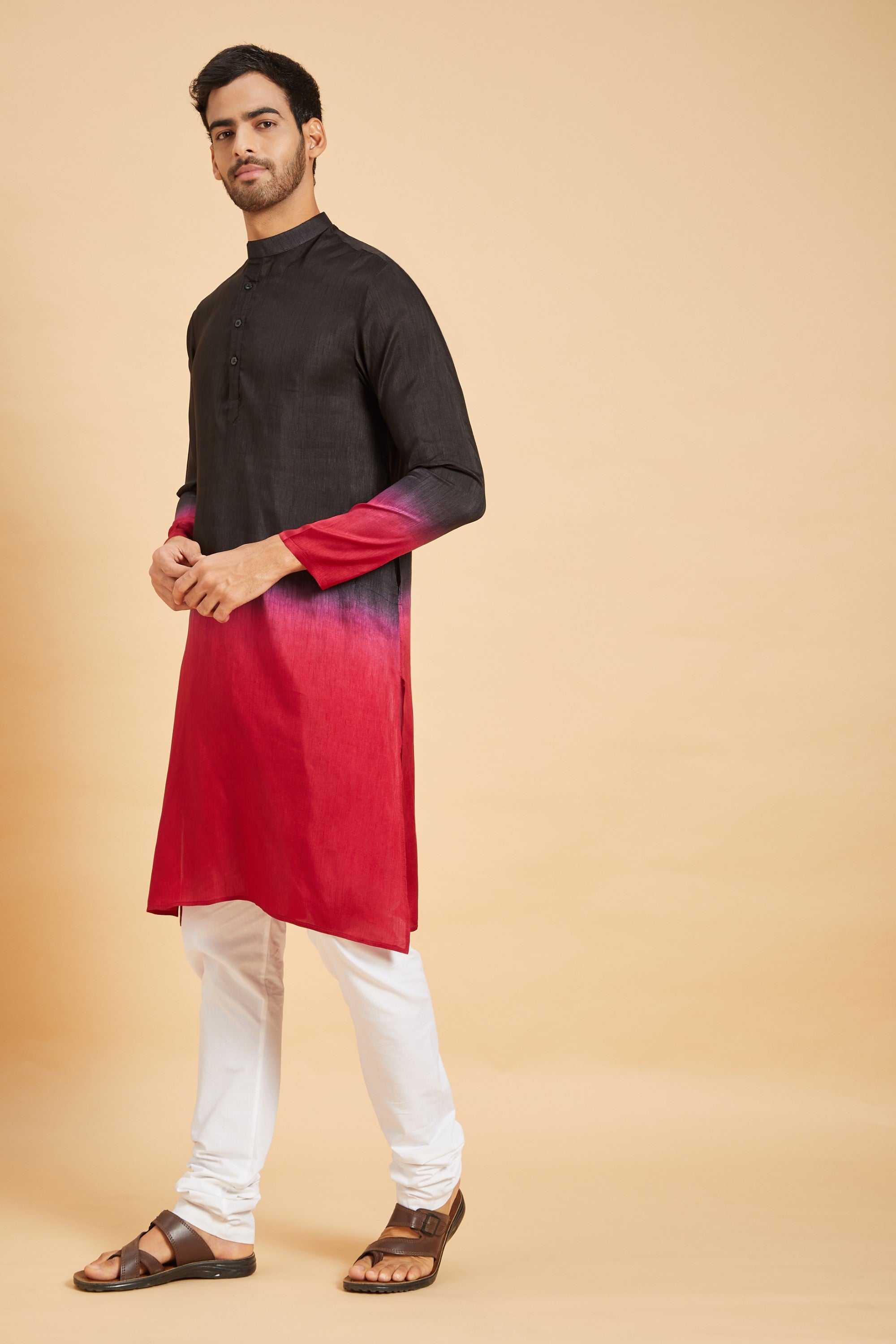 Men's Red Color Pattern Ombre Kurta Without Slit Silk