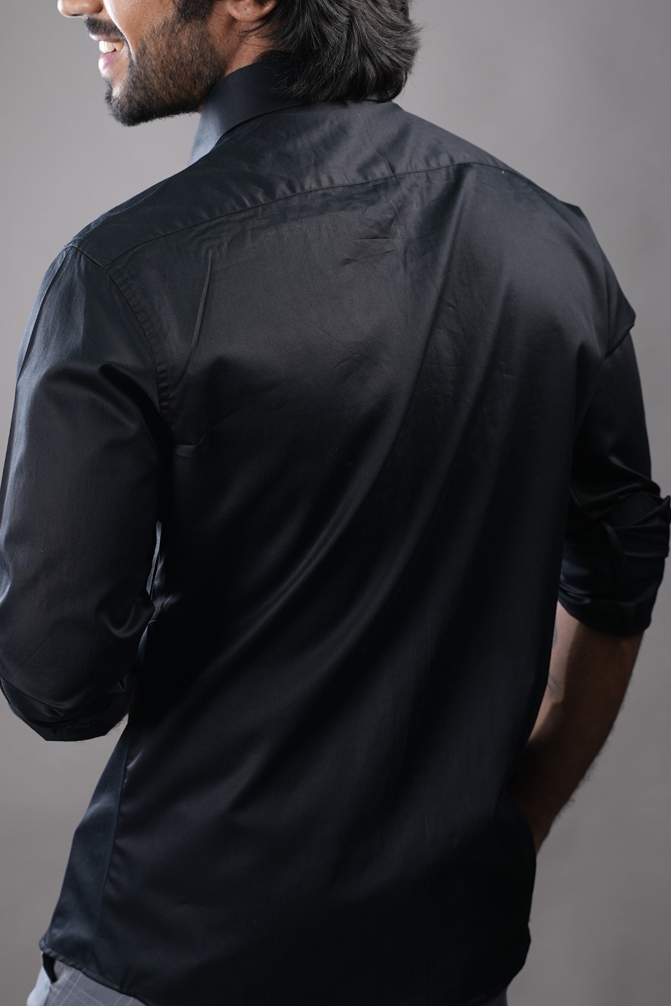 Men's Black Color V Pintuck Full Sleeves Casual Shirt - Hilo Design