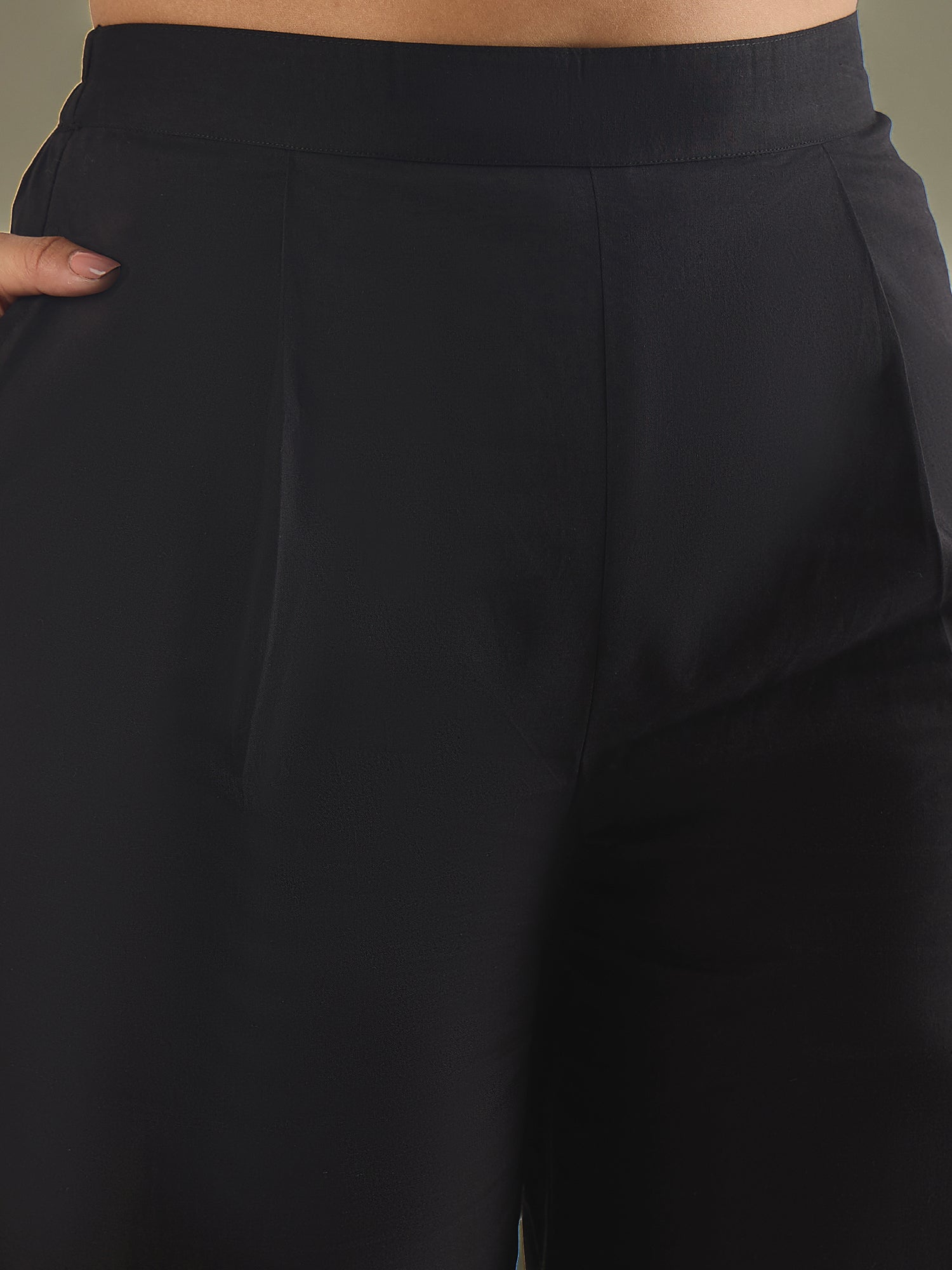 Color_Black
