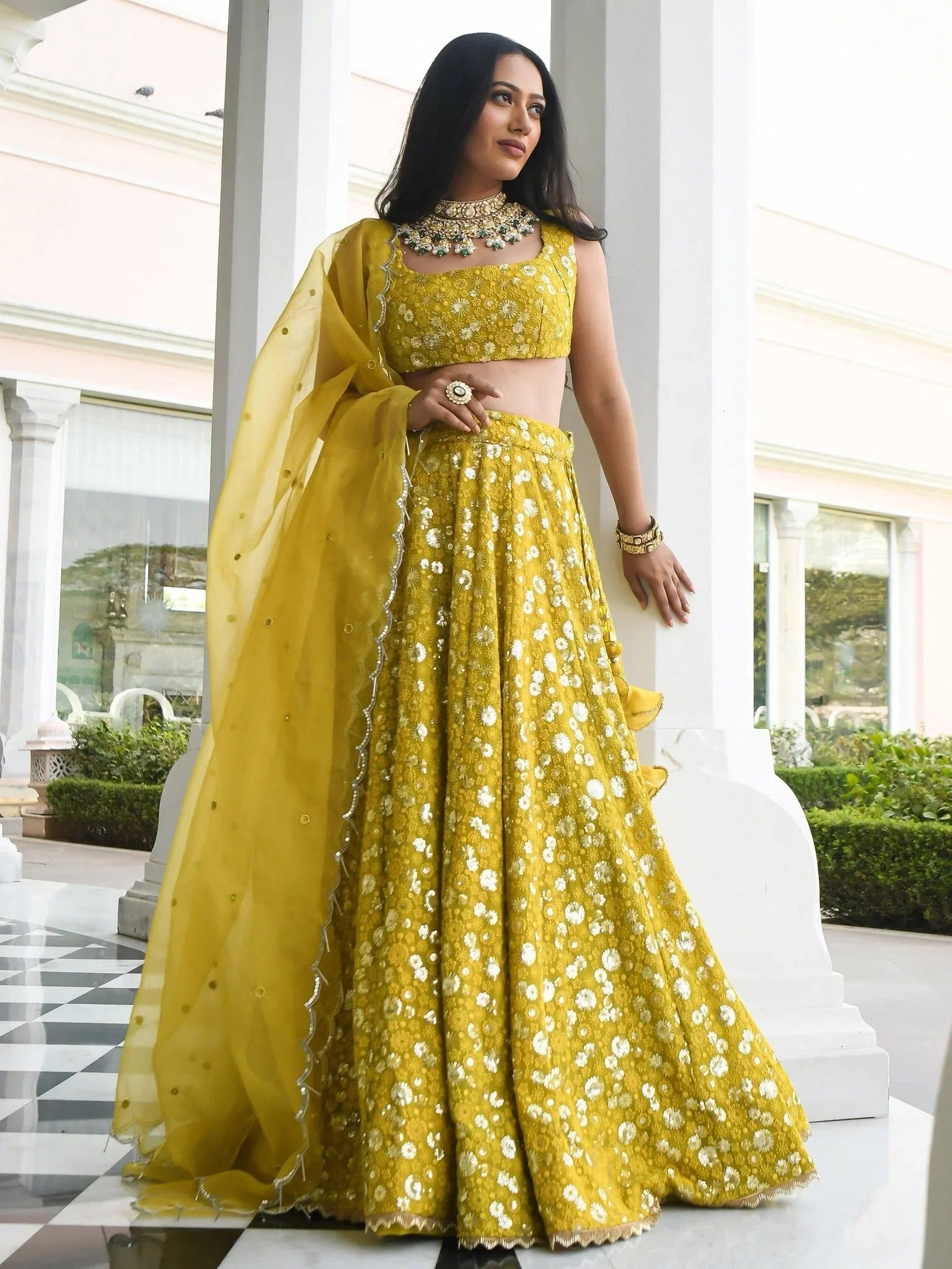 Color_yellow