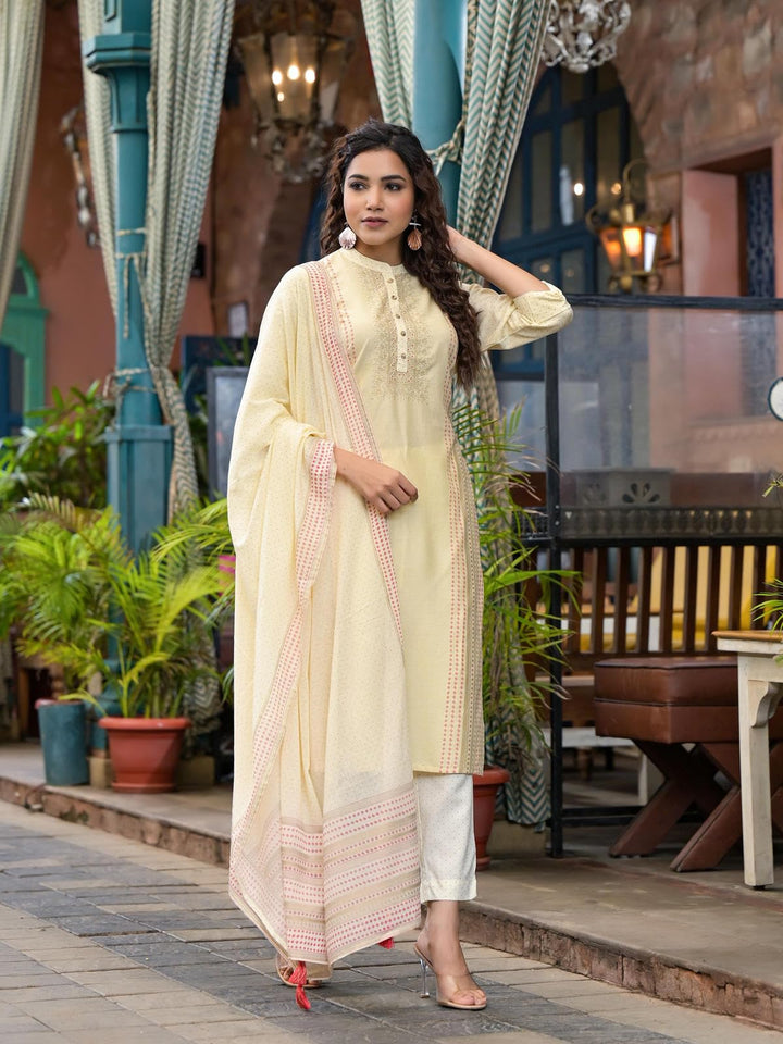 Women's Ivory Liva Rayon Printed  Kurta Set