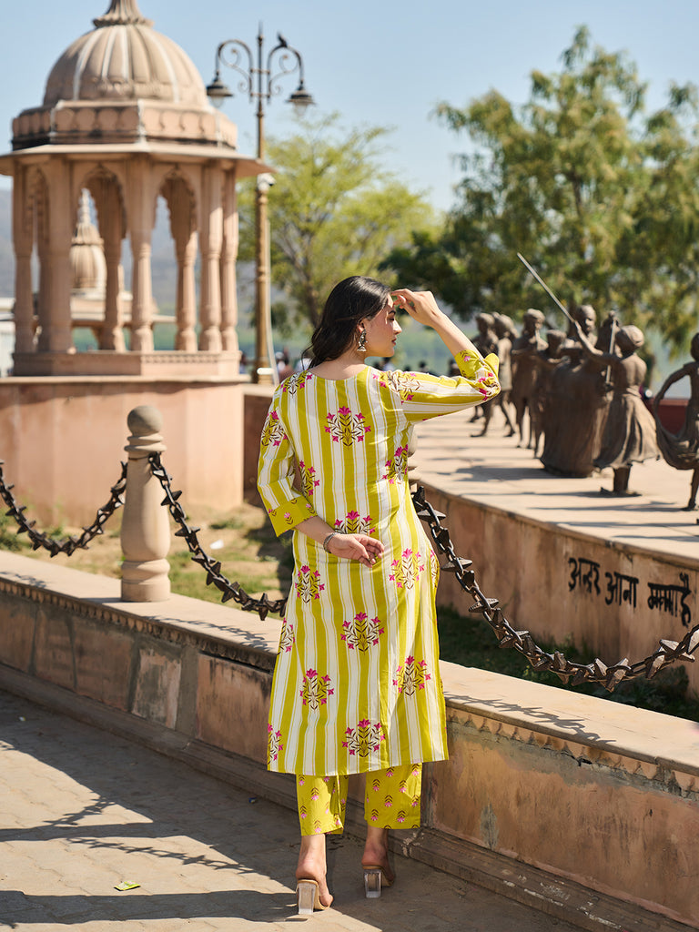 Color_Yellow