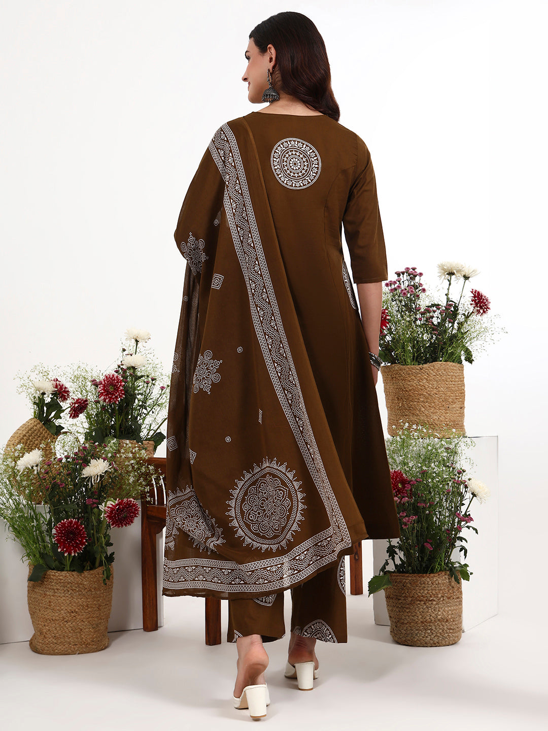 Color_Brown