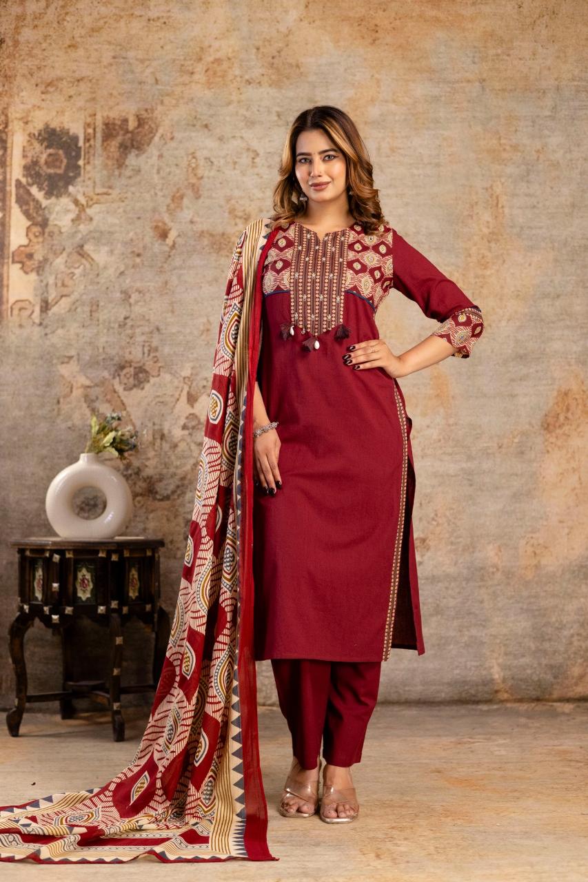Color_Maroon