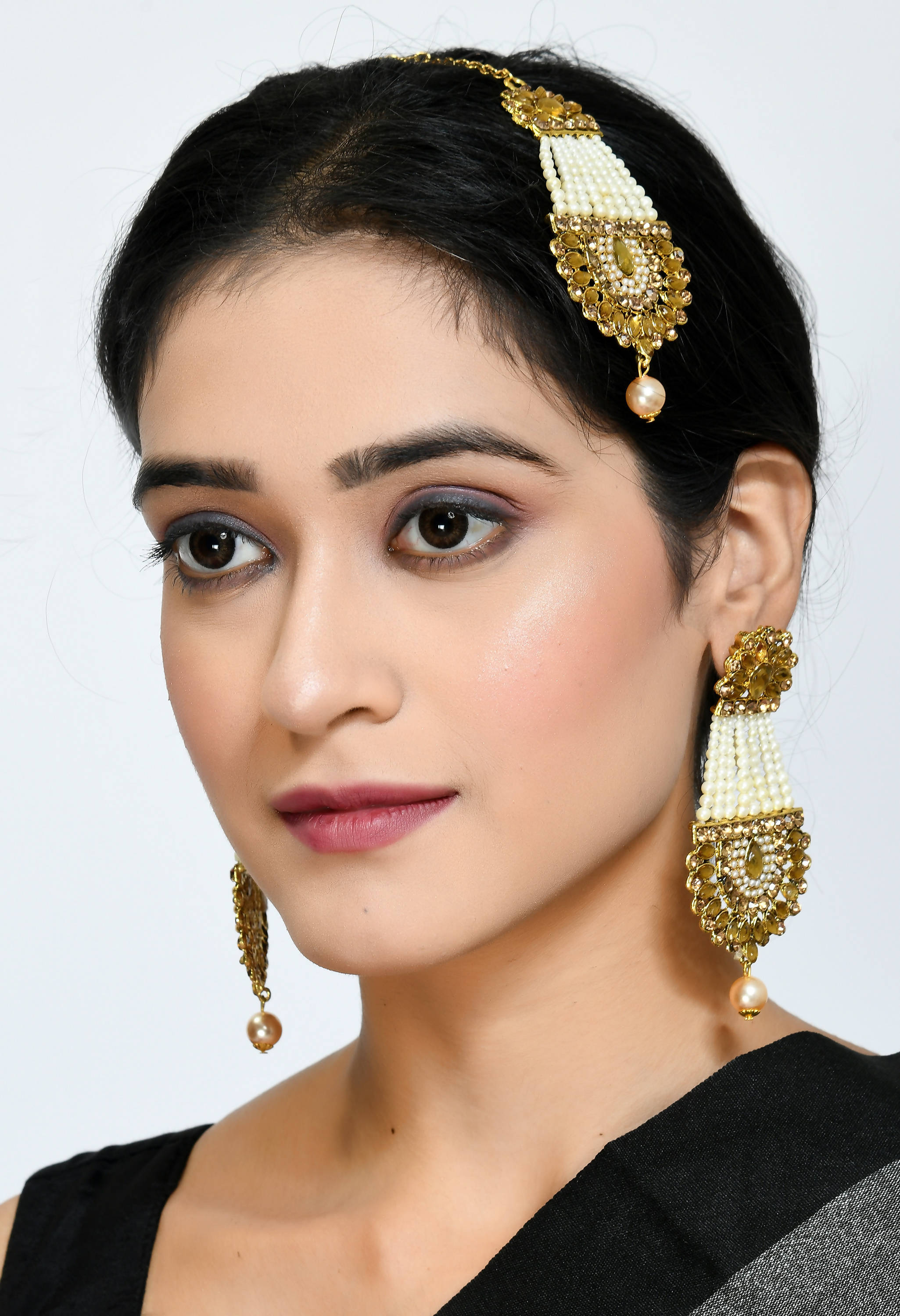 Kamal Johar Golden Kundan & Pearls Earrings with