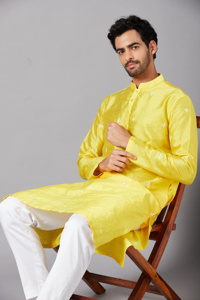 Men's Yellow Color Saanjh Yellow Embroidered Kurta With Mirror Details Cotton