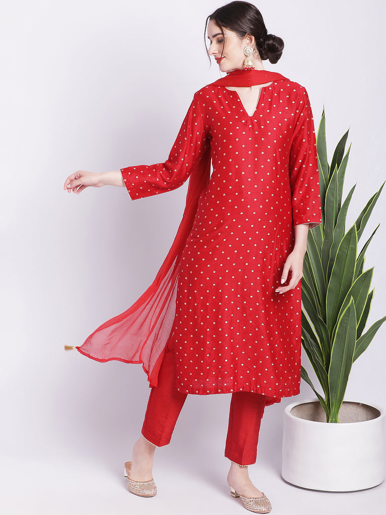 Women's Ethnic Maroon Banarasi Straight Kurti With Straight Pants And Mokaish Dupatta