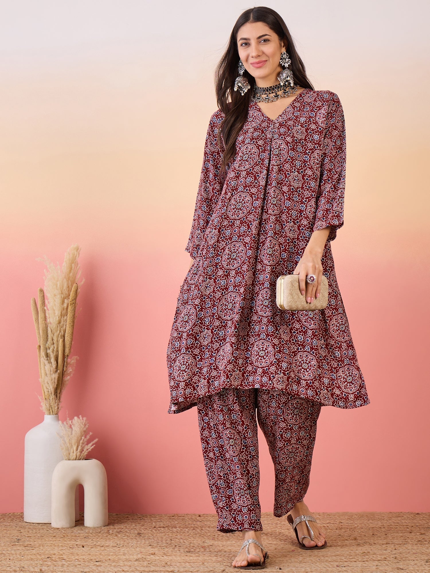 Women's Maroon Navy Ajrakh Foil V Neck Kurta Pant Set - InWeave