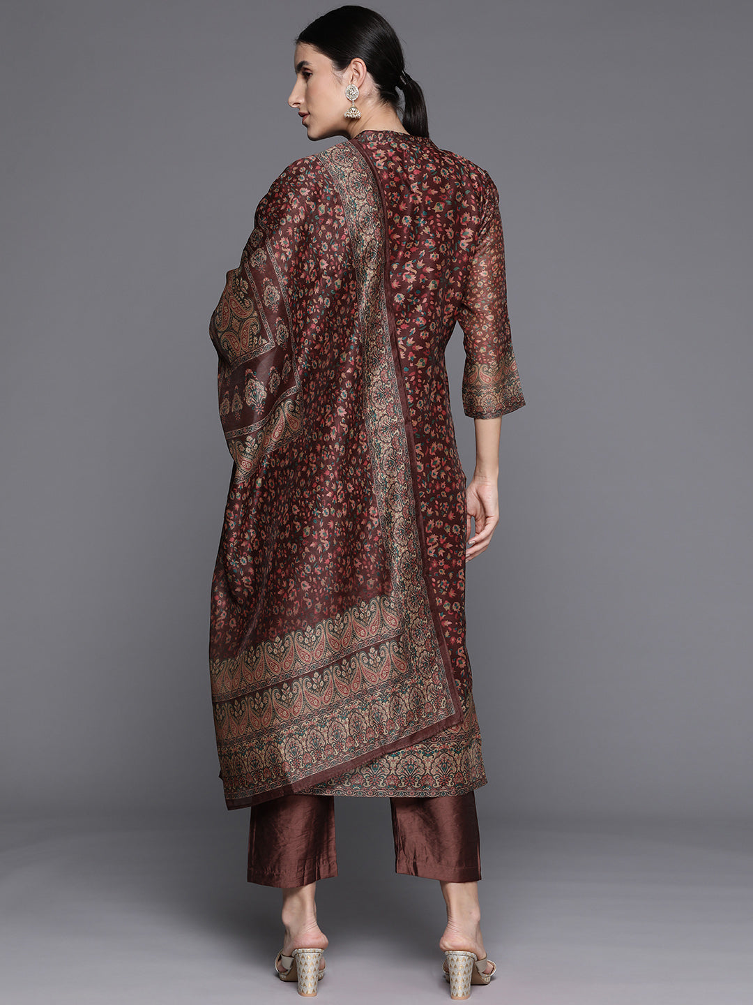 Color_Brown